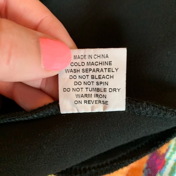 Fraze Black A-line Stretch Skirt with Pocket - Picture 6 of 6